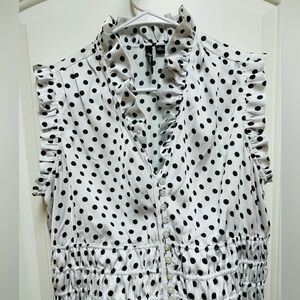 Milano Women’s Sz XL Black and White Polka Dot Ruffle Neck Sleeveless Blouse